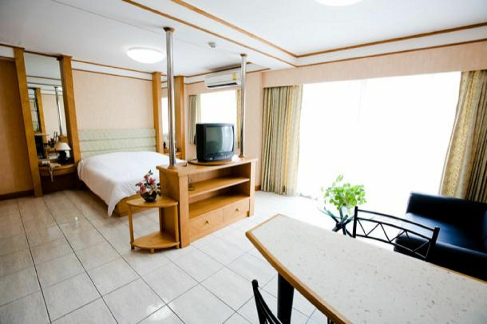 Aparthotel Roseate Ratchada Bangkok Exteriér fotografie